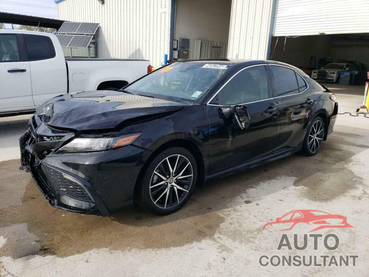 TOYOTA CAMRY 2022 - 4T1G11AK9NU649843