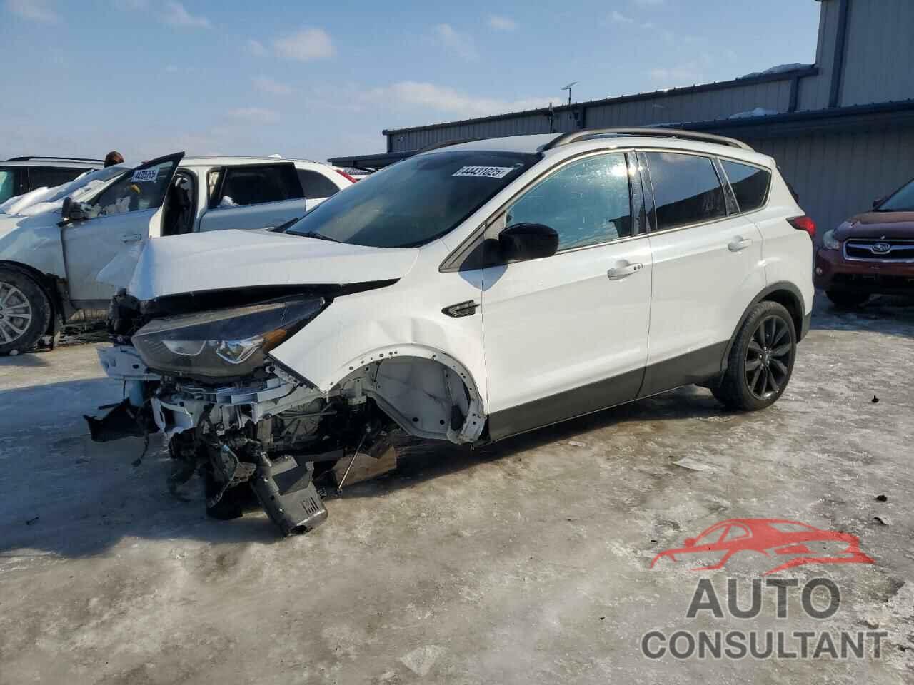 FORD ESCAPE 2019 - 1FMCU9GD1KUA97876