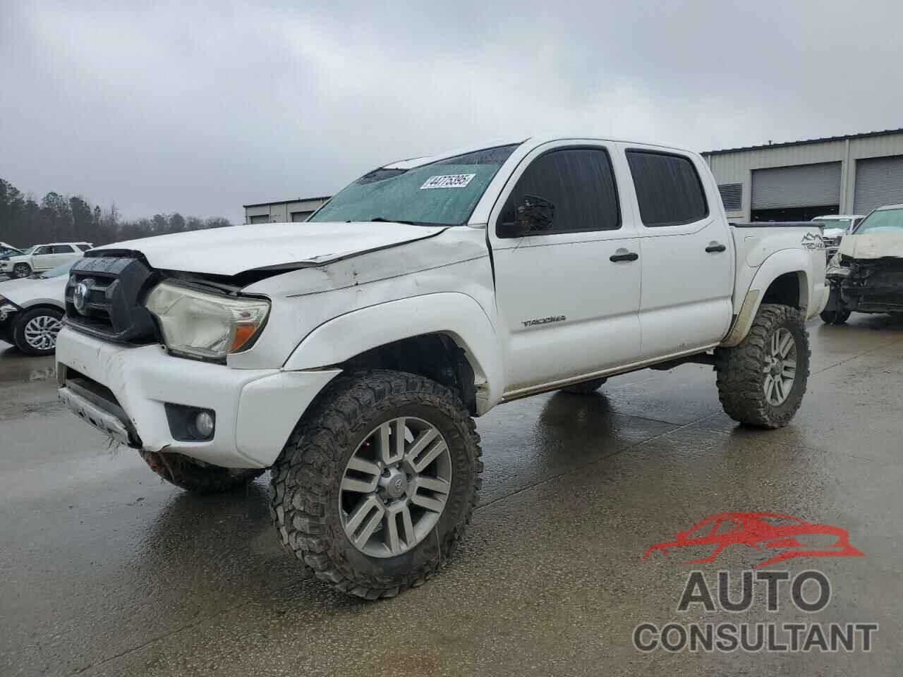 TOYOTA TACOMA 2015 - 5TFLU4ENXFX123821