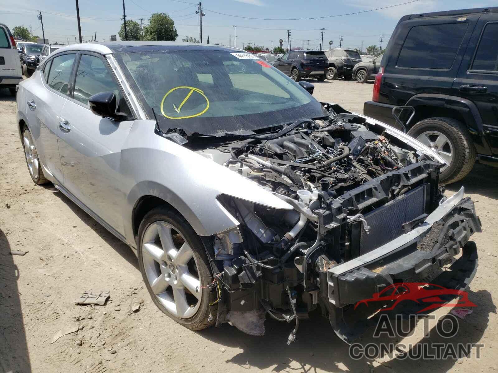 NISSAN MAXIMA 2020 - 1N4AA6DV0LC377513