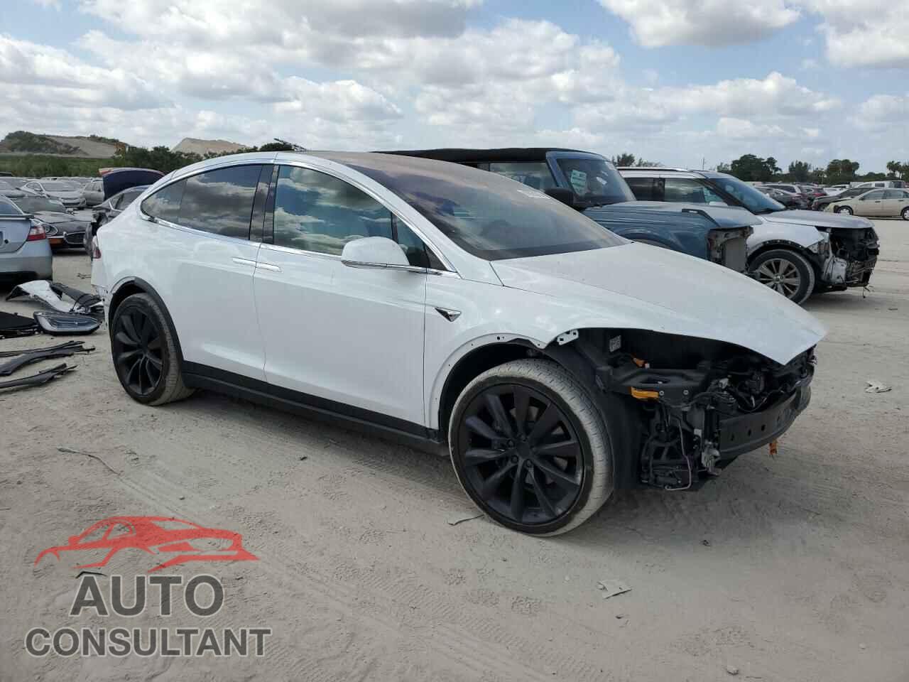 TESLA MODEL X 2021 - 5YJXCBE28MF310268