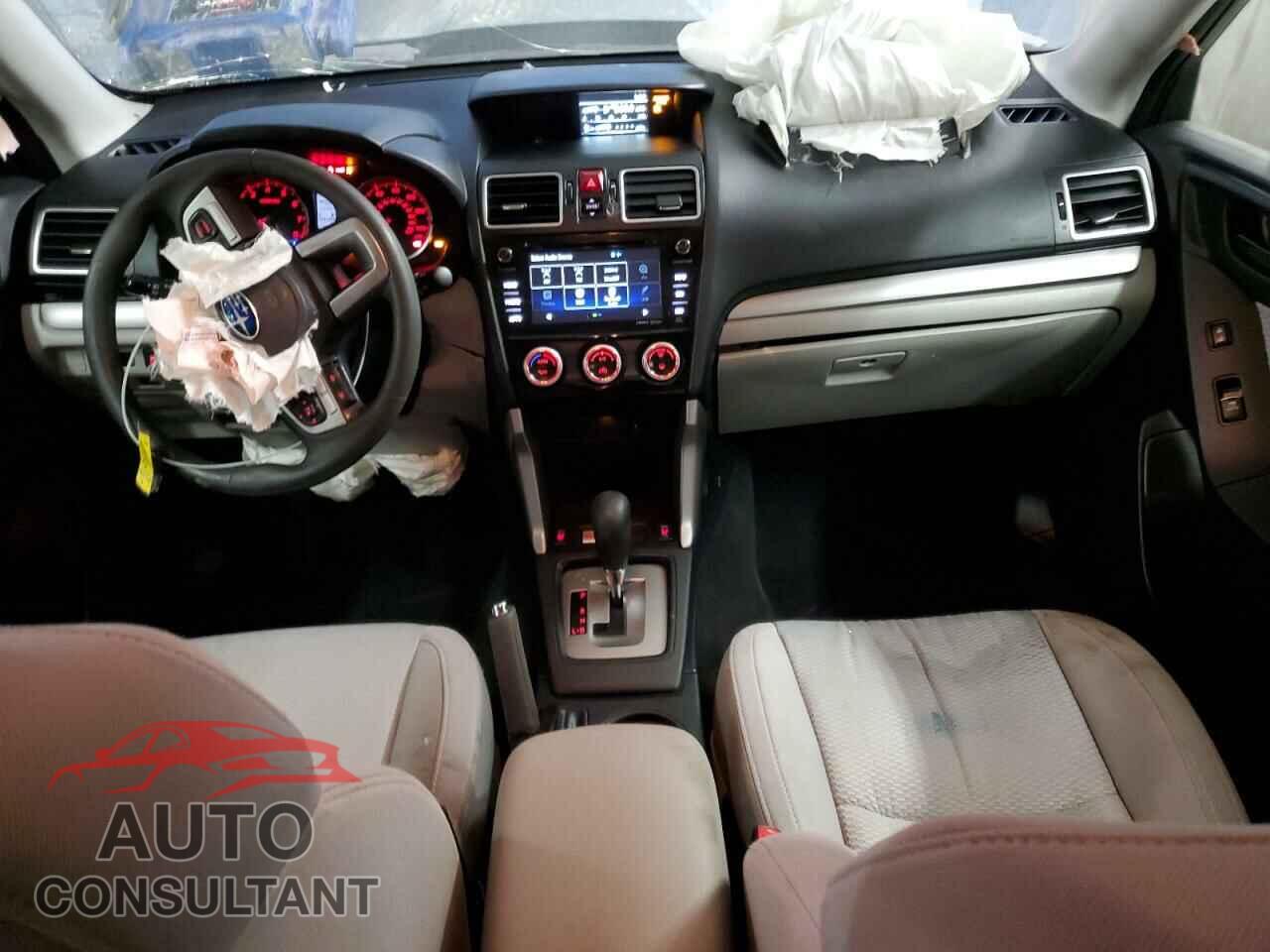 SUBARU FORESTER 2018 - JF2SJAEC5JH469720