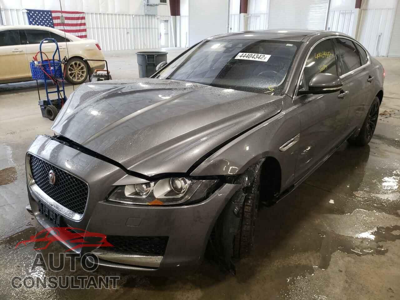JAGUAR XF 2017 - SAJBD4BV4HCY39058