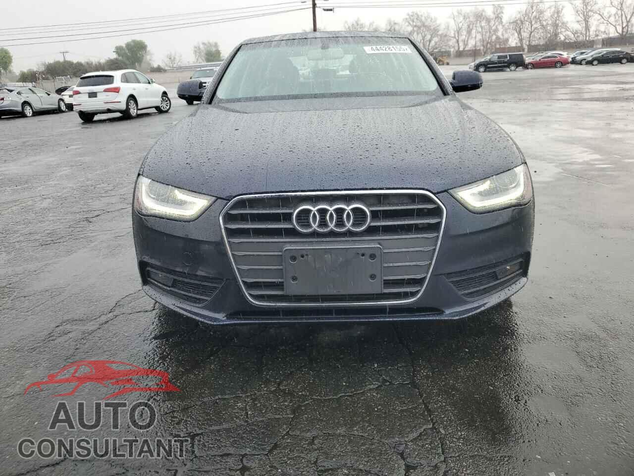 AUDI A4 2013 - WAUAFAFL5DN017960