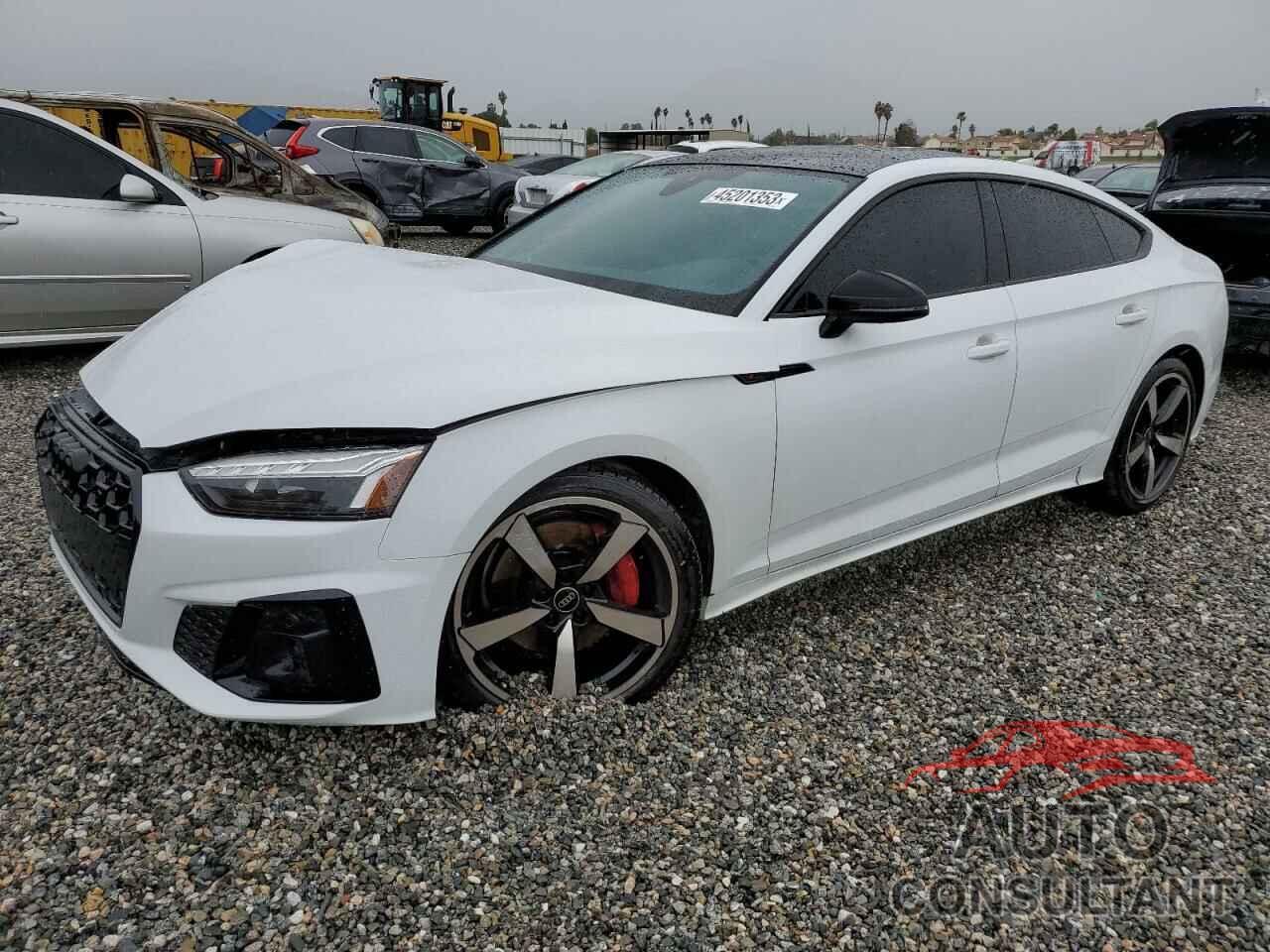 AUDI A5 2022 - WAUFACF53NA028384