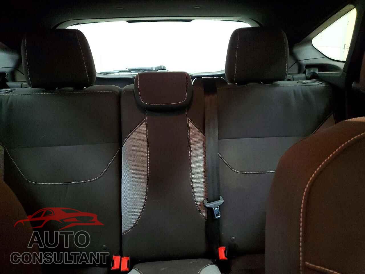 FORD FOCUS 2015 - 1FADP3L96FL274471