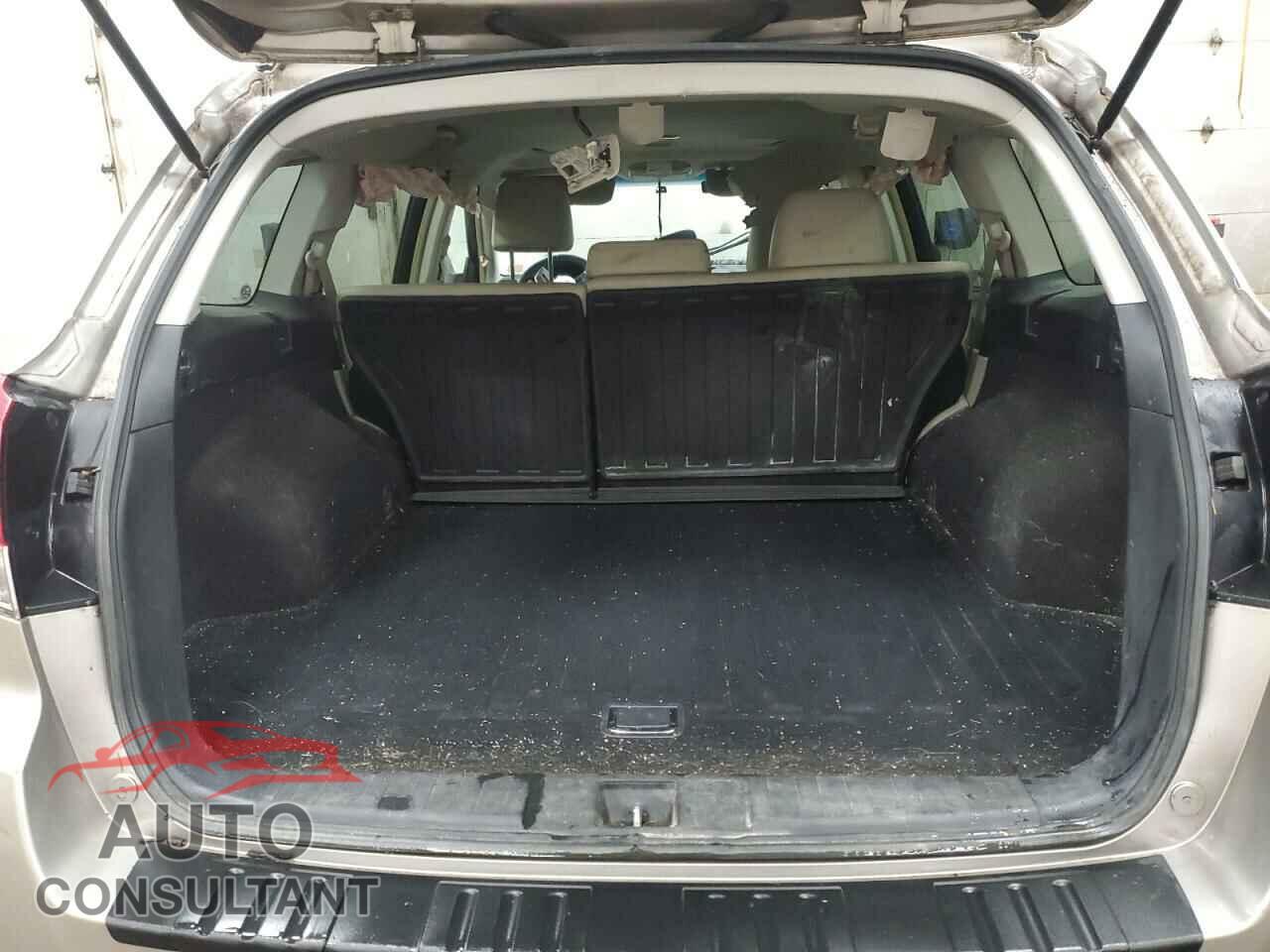 SUBARU OUTBACK 2014 - 4S4BRCLC2E3319911
