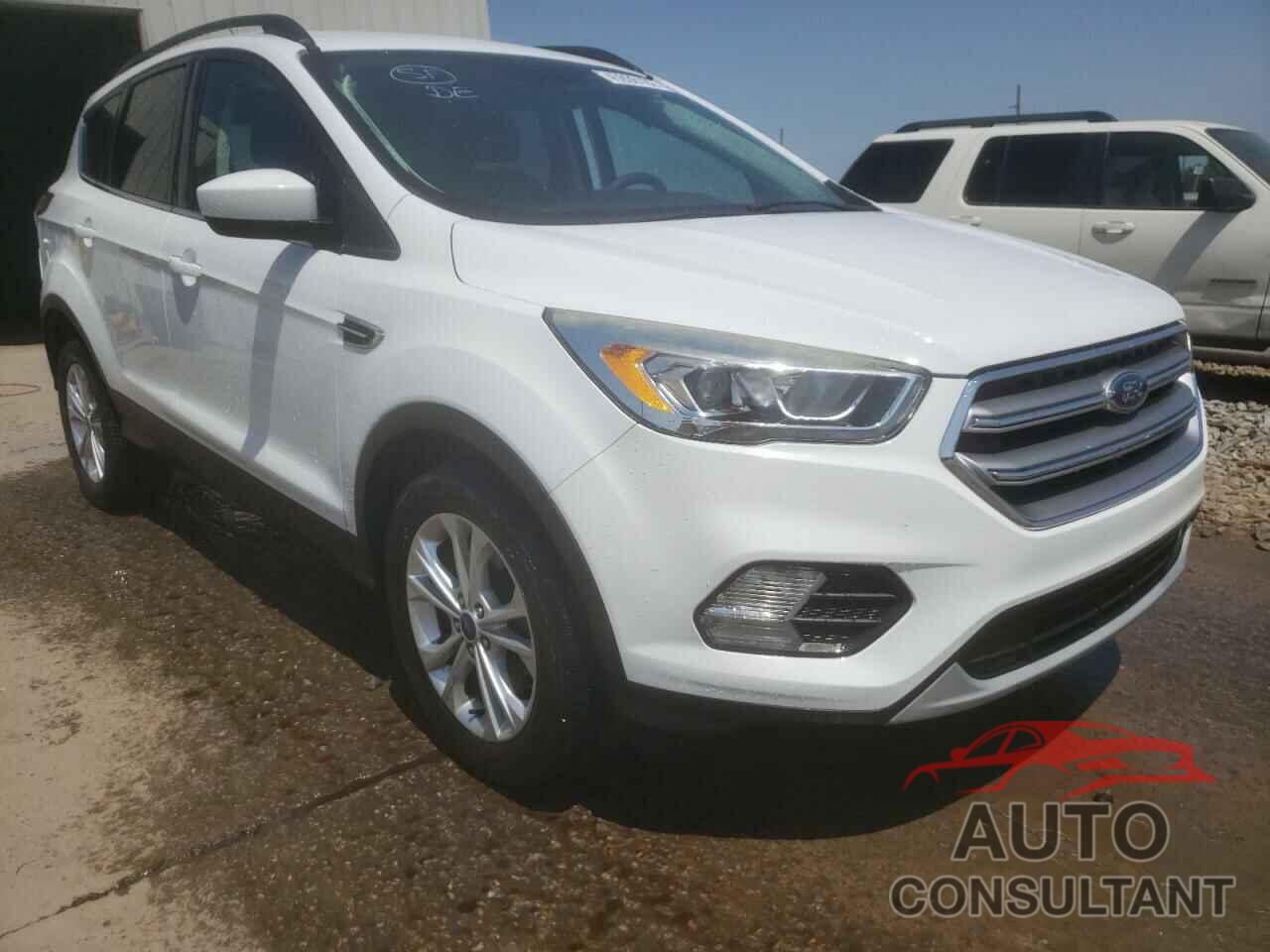 FORD ESCAPE 2017 - 1FMCU0G91HUA88756