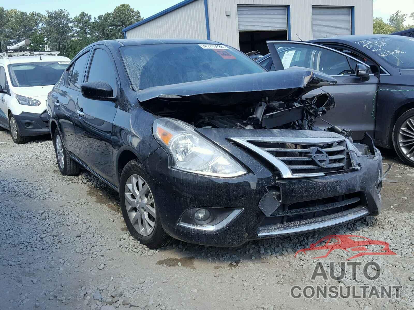 NISSAN VERSA 2017 - 3N1CN7AP6HL811967