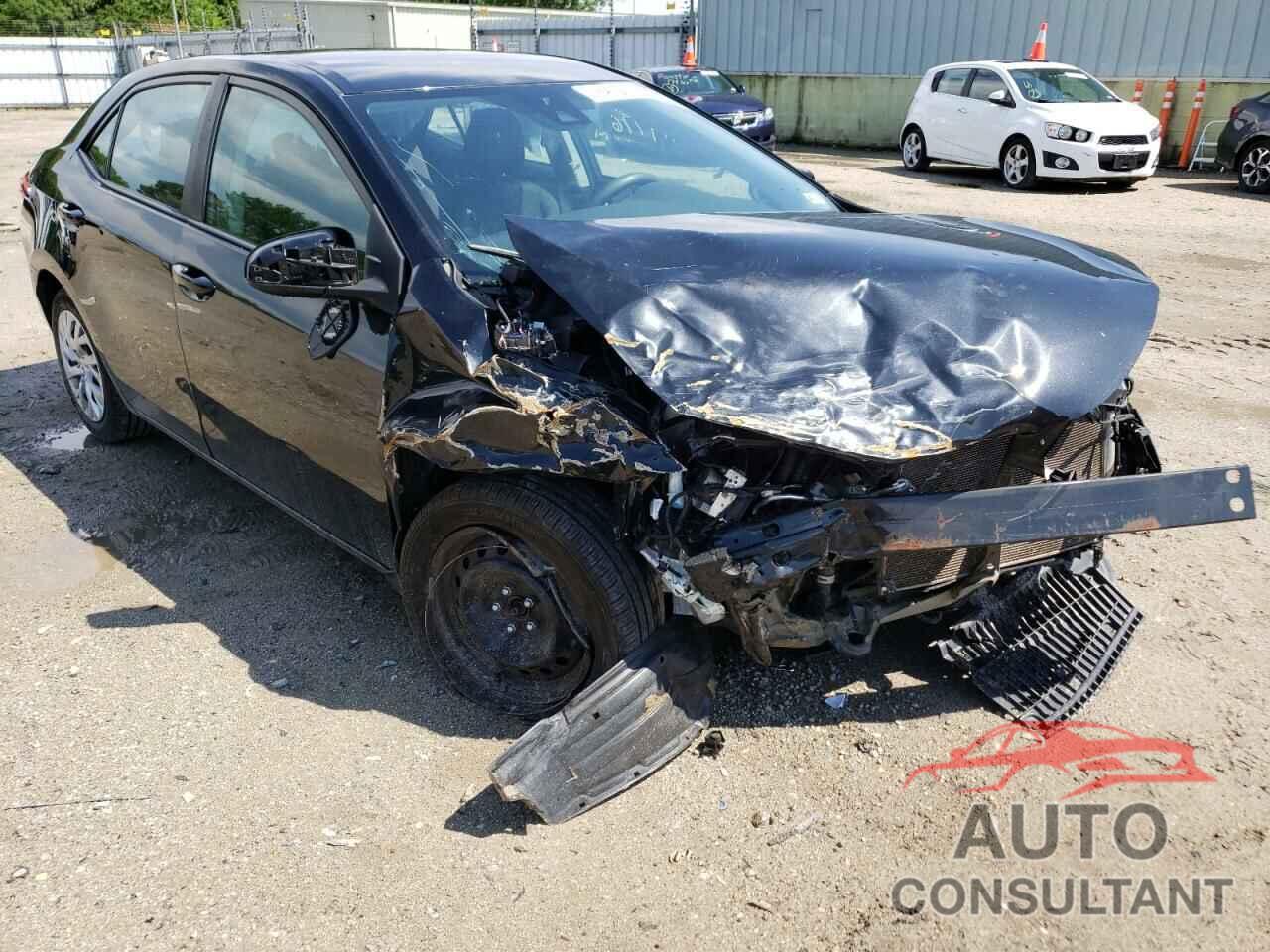 TOYOTA COROLLA 2018 - 5YFBURHE4JP771134