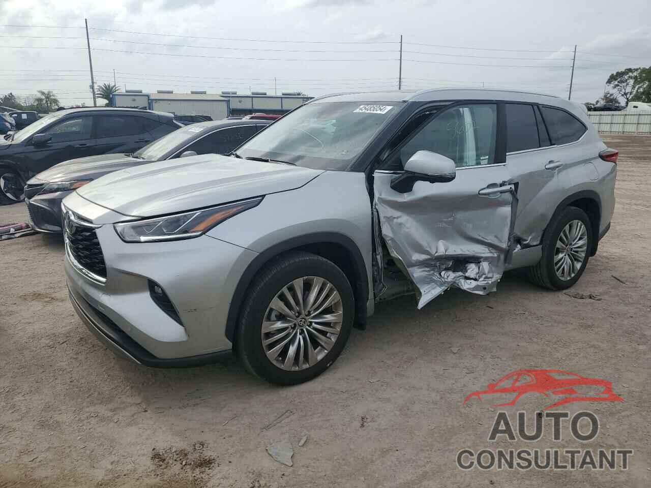 TOYOTA HIGHLANDER 2023 - 5TDKDRAH3PS515930