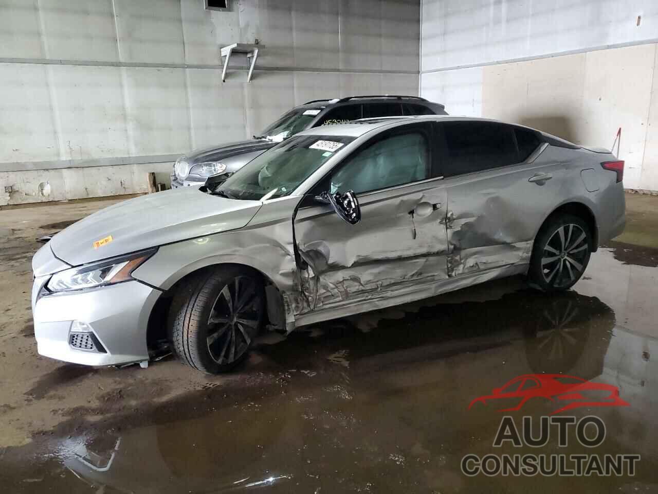 NISSAN ALTIMA 2019 - 1N4BL4CW2KC203180