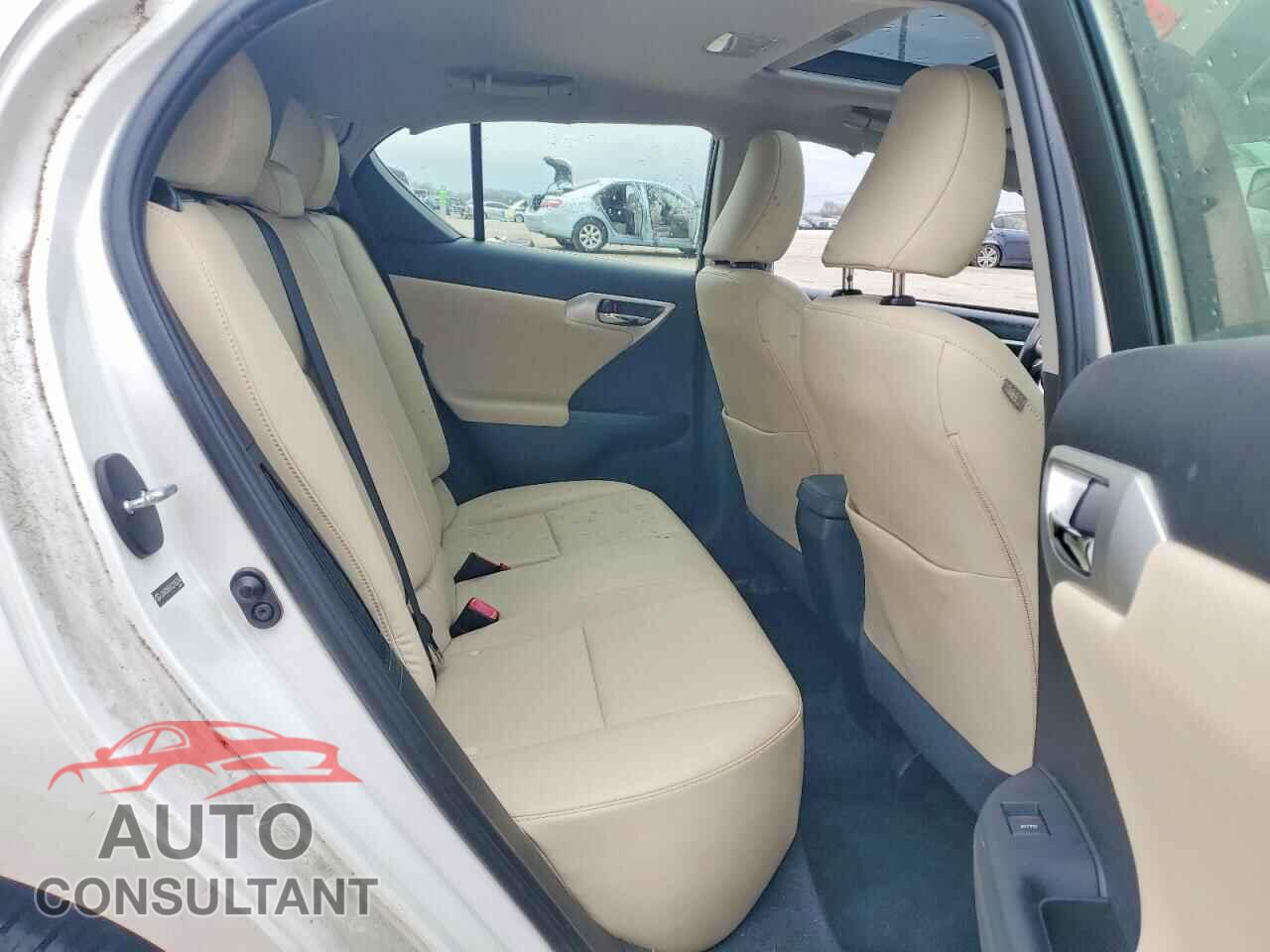 LEXUS CT 200 2012 - JTHKD5BH1C2063760