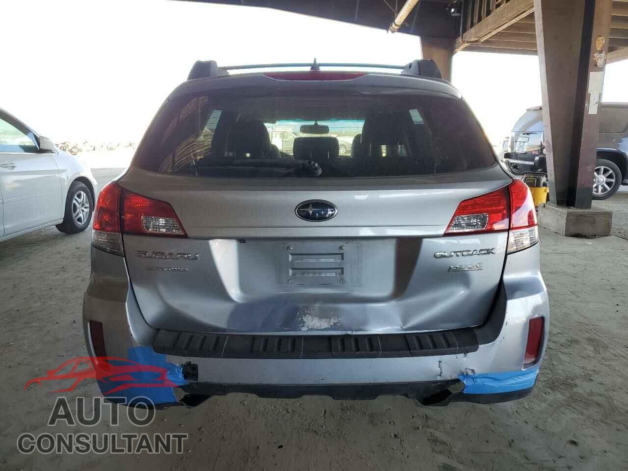 SUBARU OUTBACK 2013 - 4S4BRBLC7D3239352