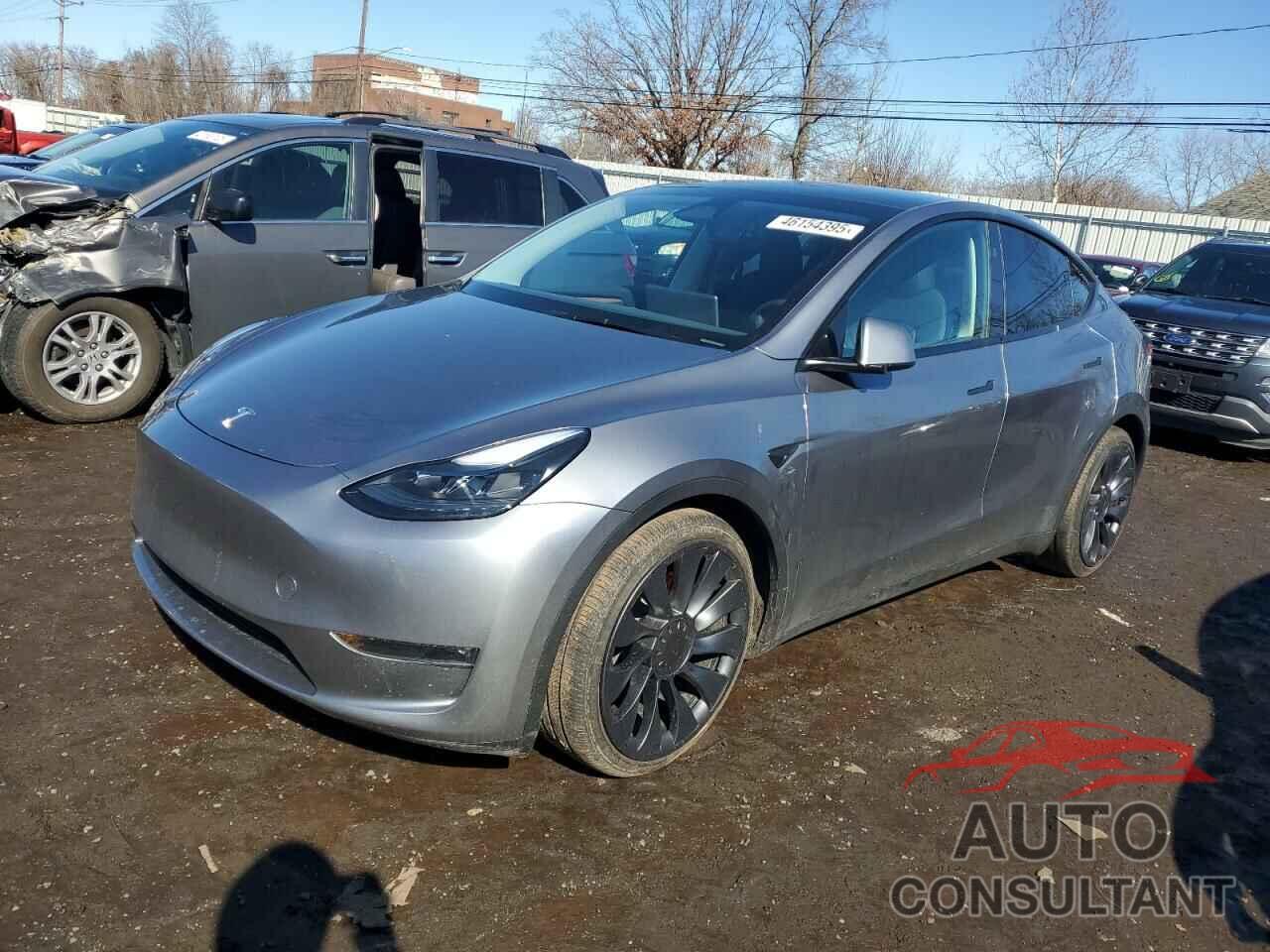 TESLA MODEL Y 2024 - 7SAYGDEFXRA300503