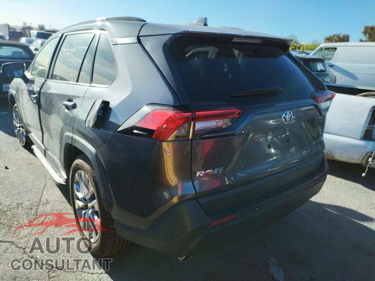 TOYOTA RAV4 2019 - JTMC1RFV8KD011020