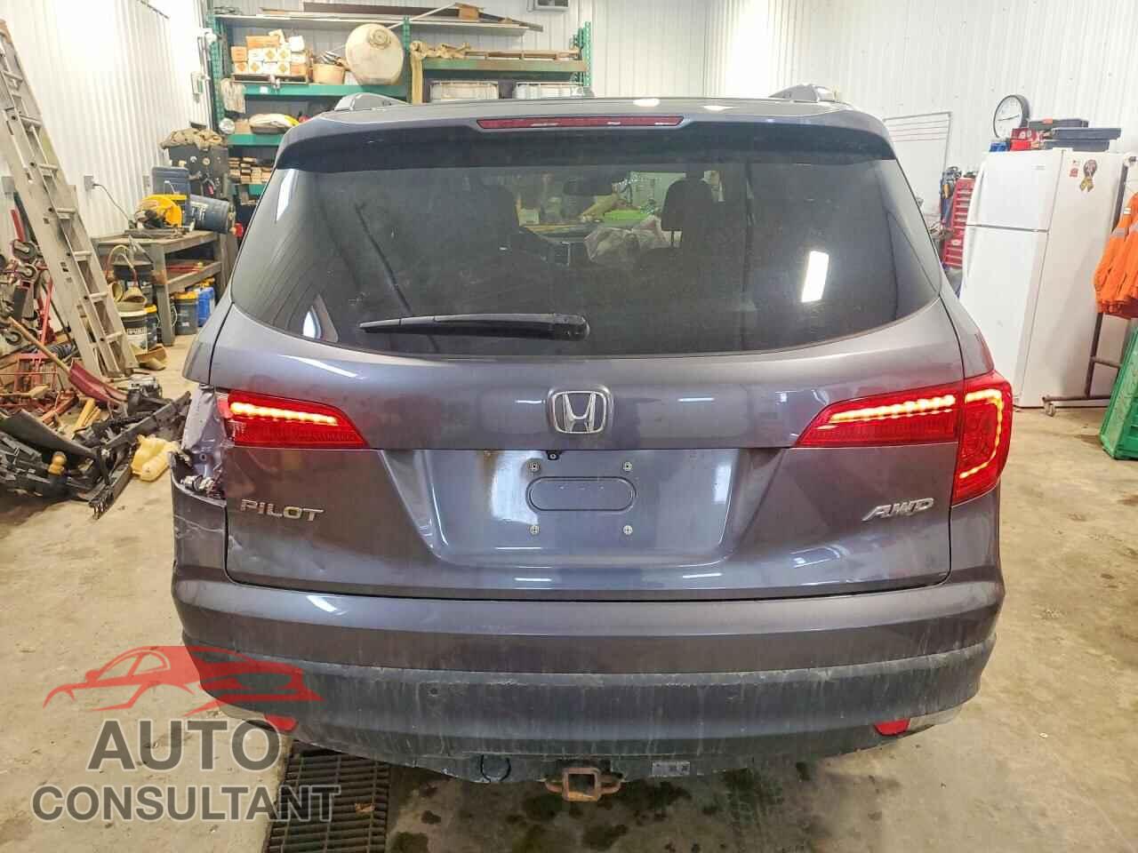 HONDA PILOT 2017 - 5FNYF6H71HB509307