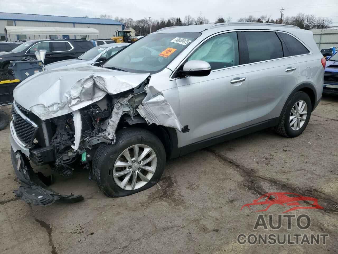 KIA SORENTO 2018 - 5XYPG4A33JG357145
