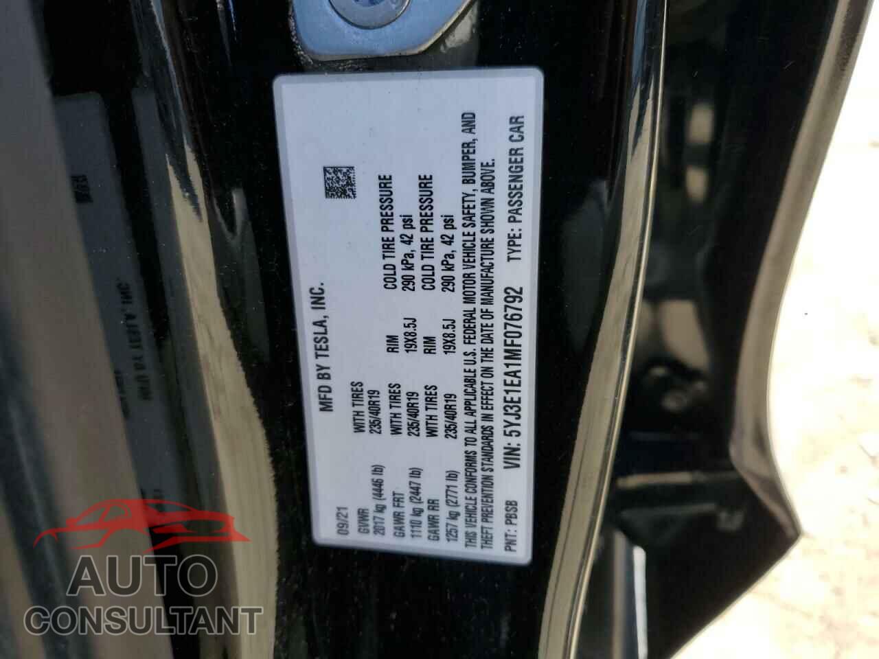 TESLA MODEL 3 2021 - 5YJ3E1EA1MF076792