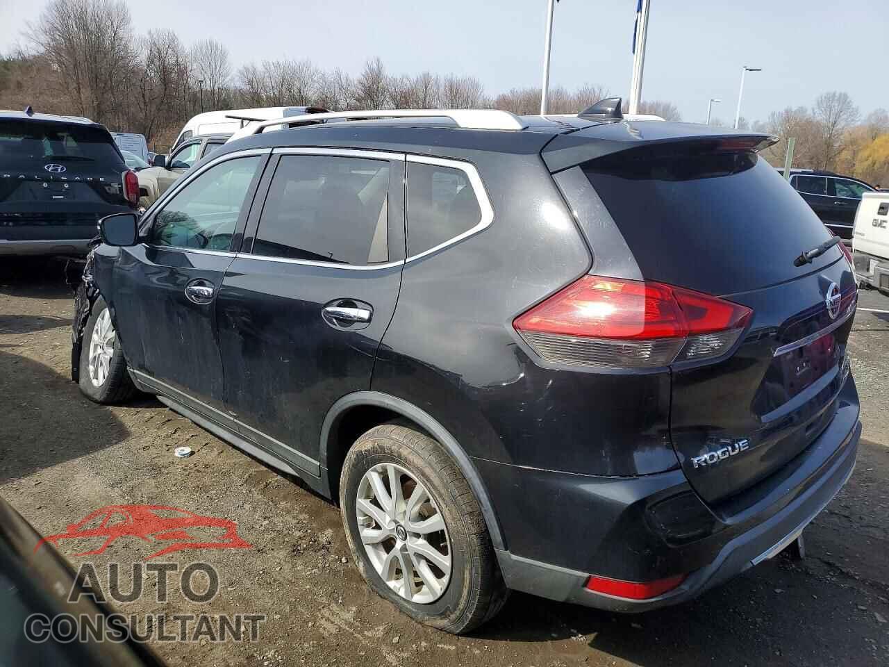 NISSAN ROGUE 2017 - KNMAT2MV9HP589727