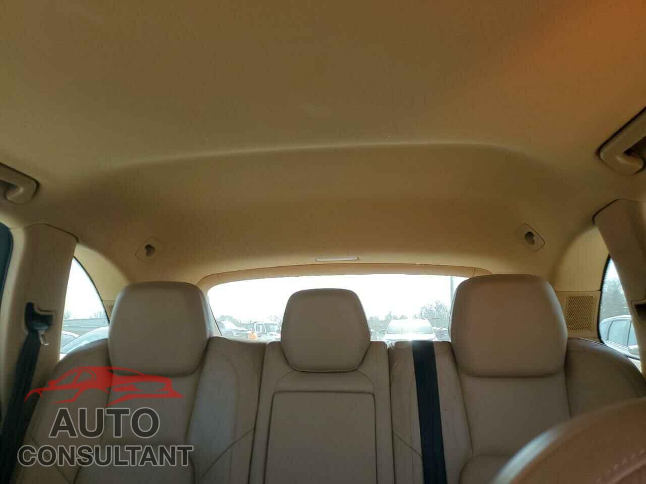 PORSCHE CAYENNE 2012 - WP1AA2A2XCLA06709
