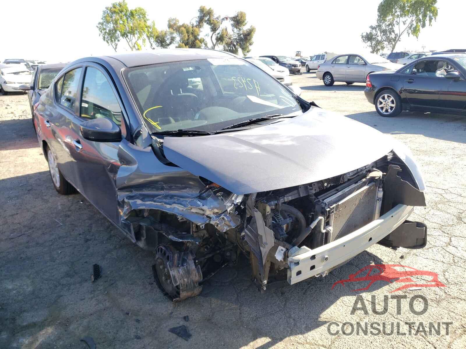 NISSAN VERSA 2019 - 3N1CN7AP4KL839953