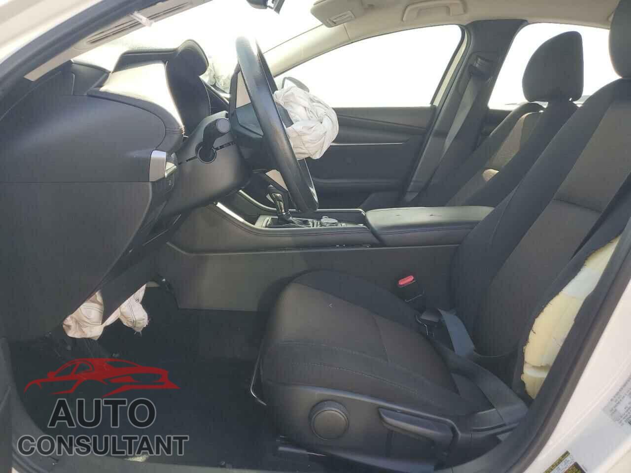 MAZDA 3 2019 - 3MZBPABL4KM112377