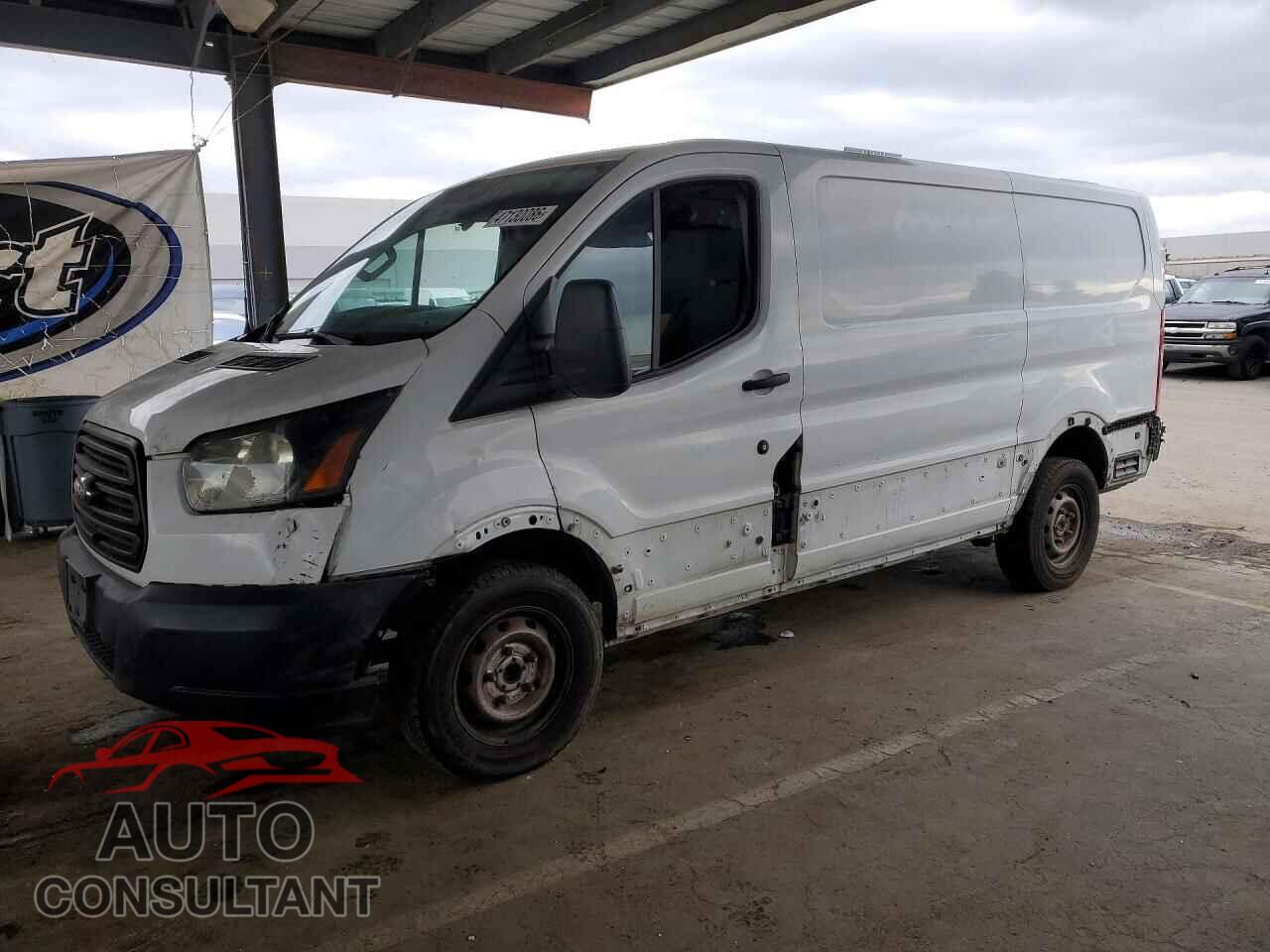 FORD TRANSIT 2015 - 1FTYR1ZM0FKA44422