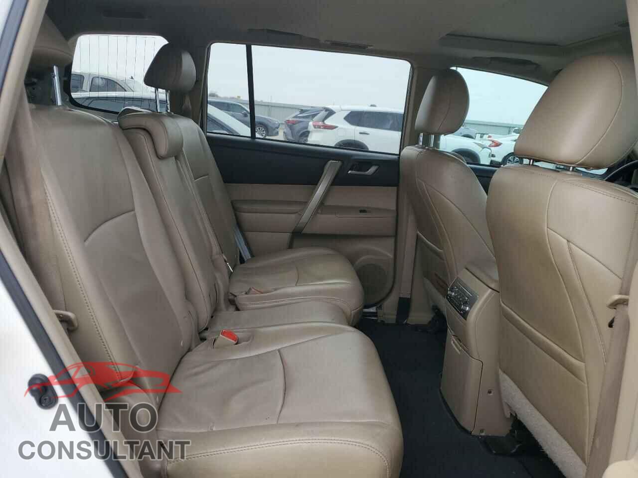 TOYOTA HIGHLANDER 2013 - 5TDZK3EH7DS118003