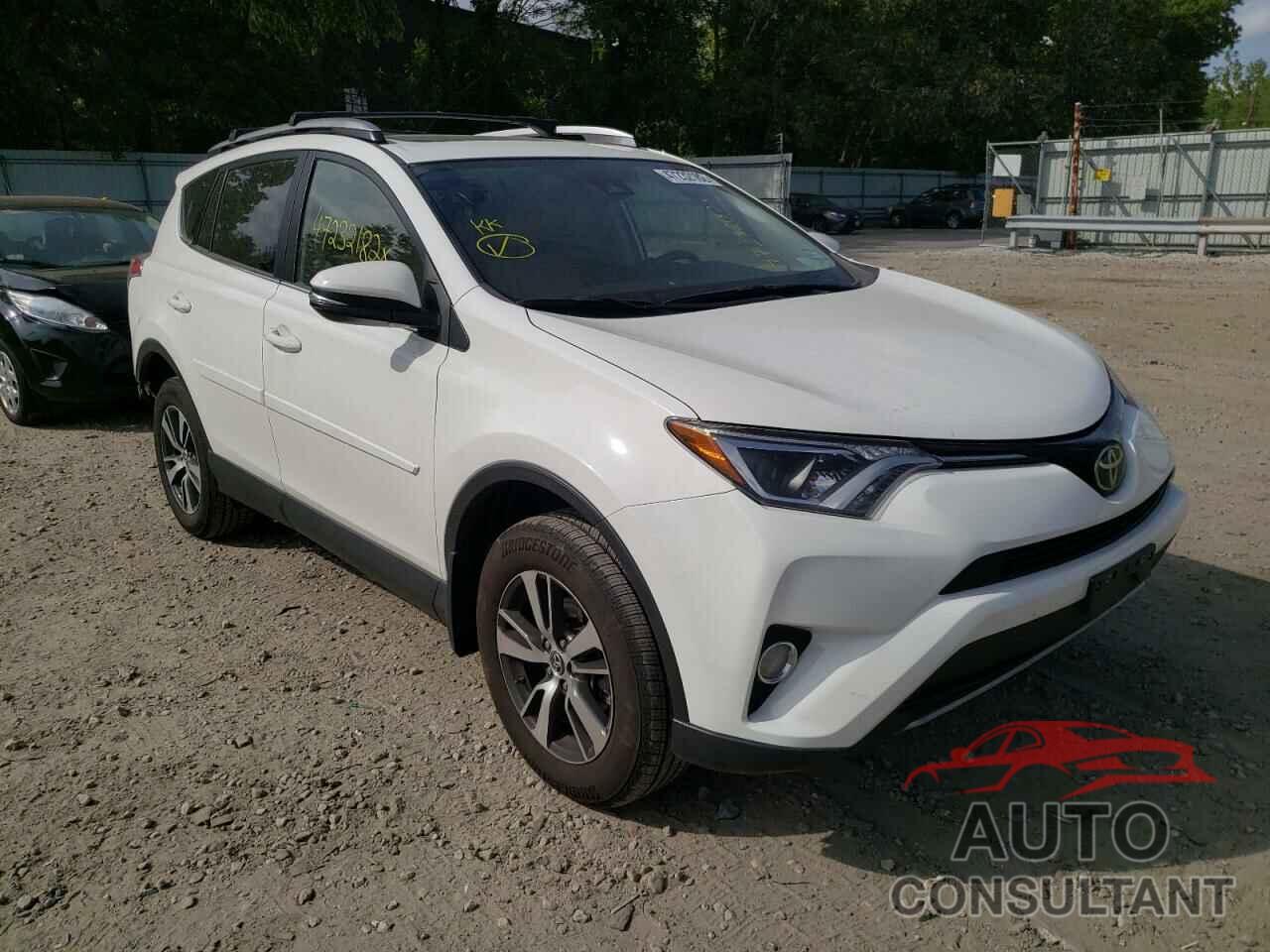 TOYOTA RAV4 2017 - JTMWFREV4HJ721056