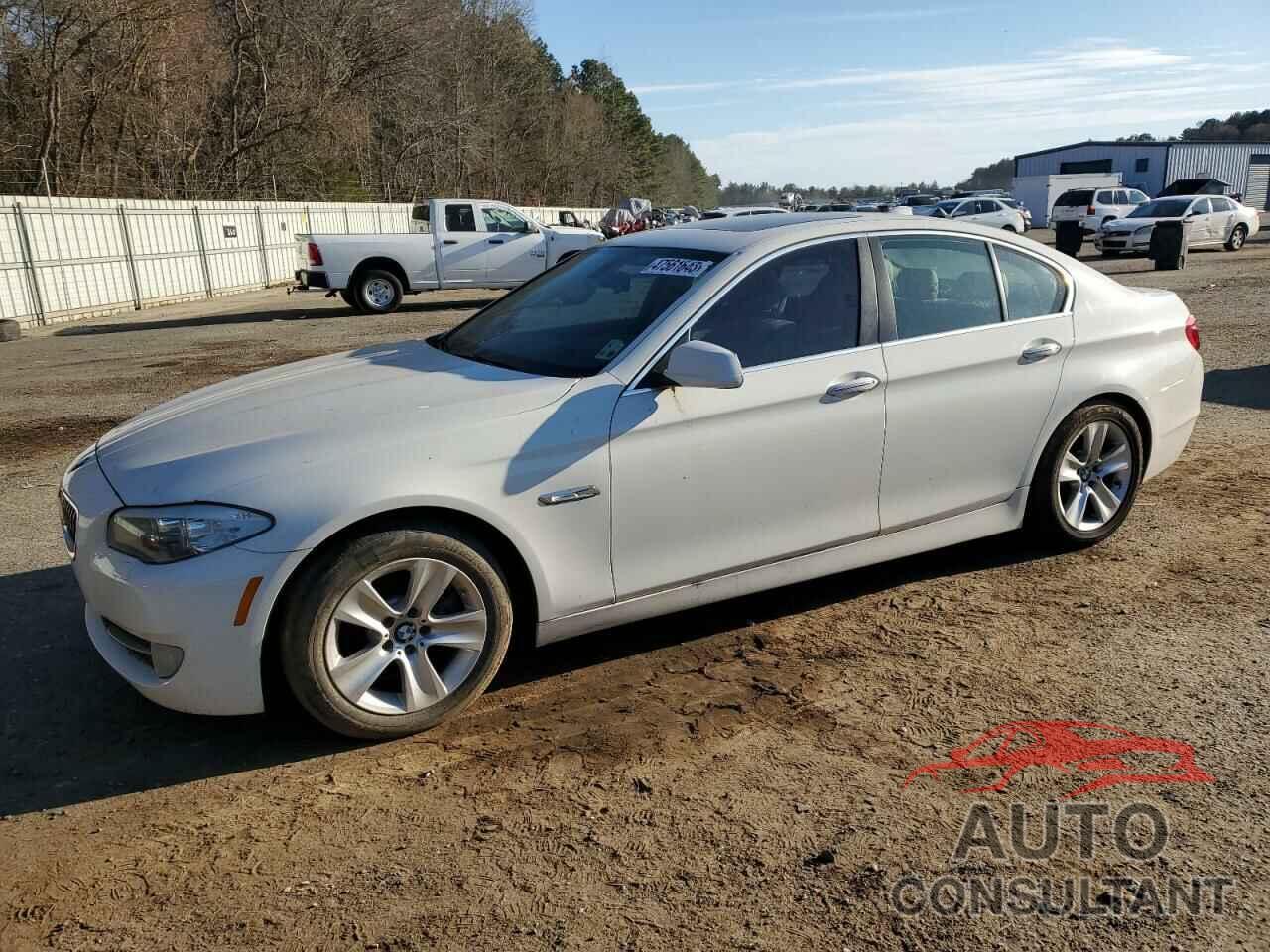 BMW 5 SERIES 2013 - WBAXG5C58DDY33636