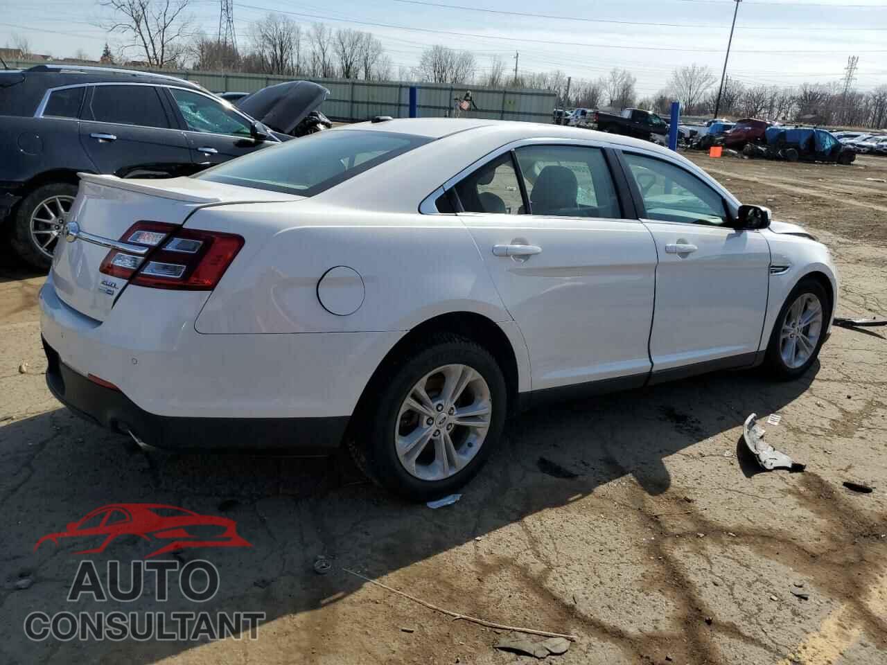 FORD TAURUS 2017 - 1FAHP2H82HG142993