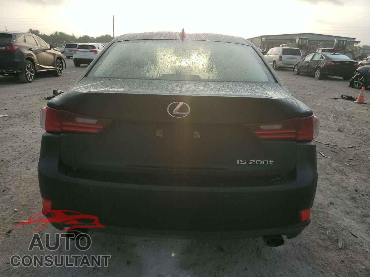 LEXUS IS 2016 - JTHBA1D28G5015901