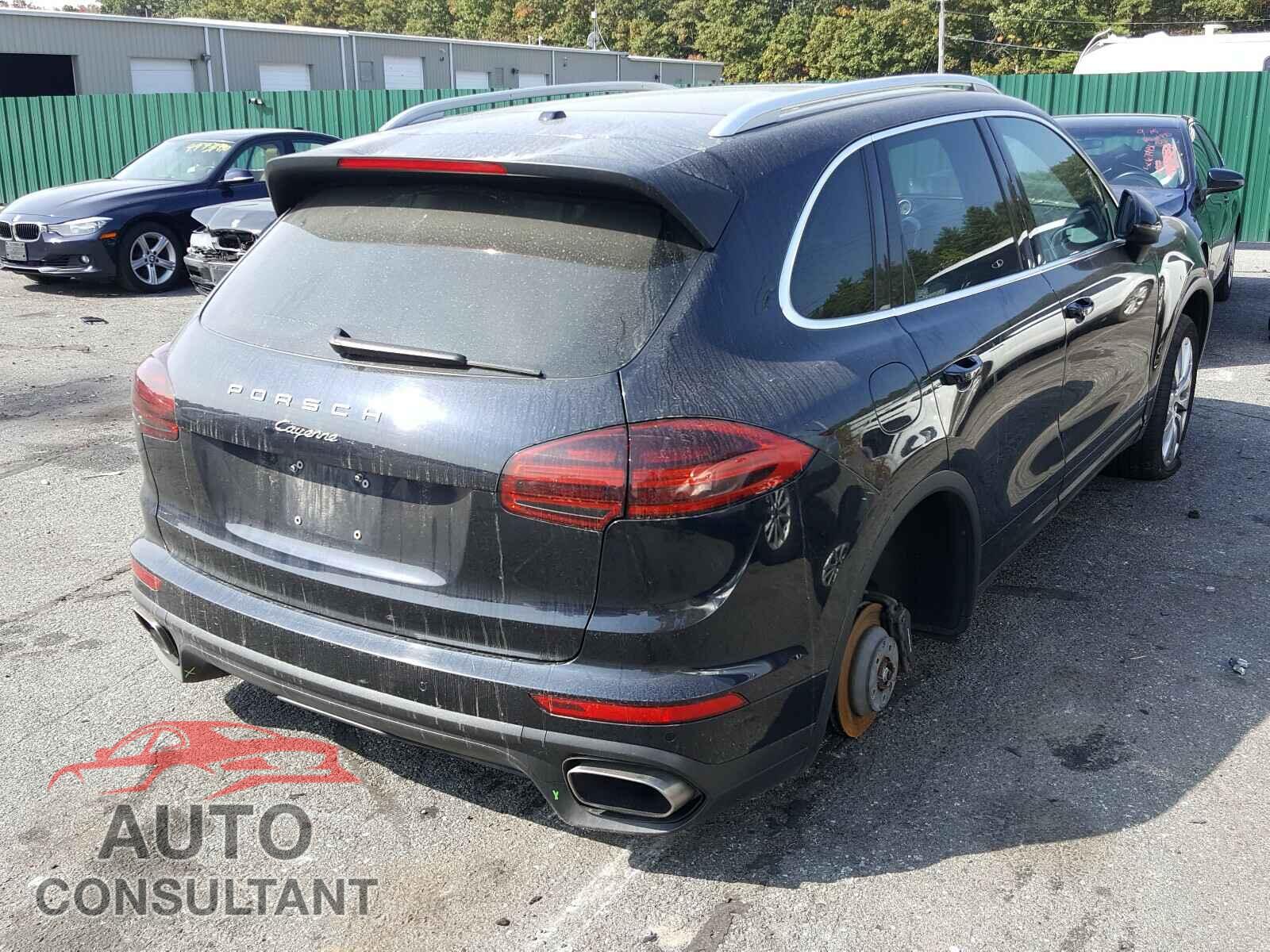 PORSCHE CAYENNE 2017 - WP1AA2A20HKA89600