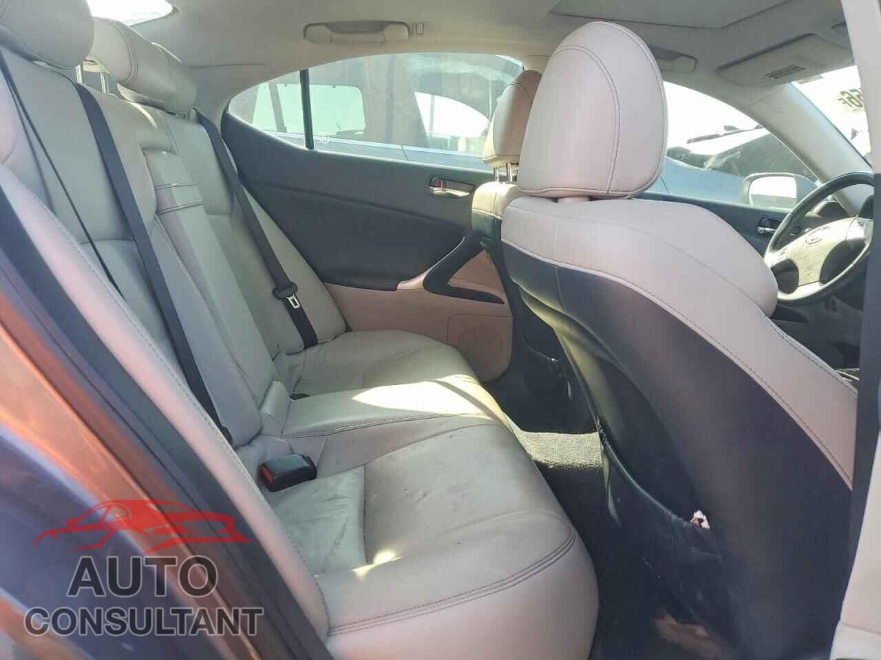 LEXUS IS 2012 - JTHBF5C2XC5169868