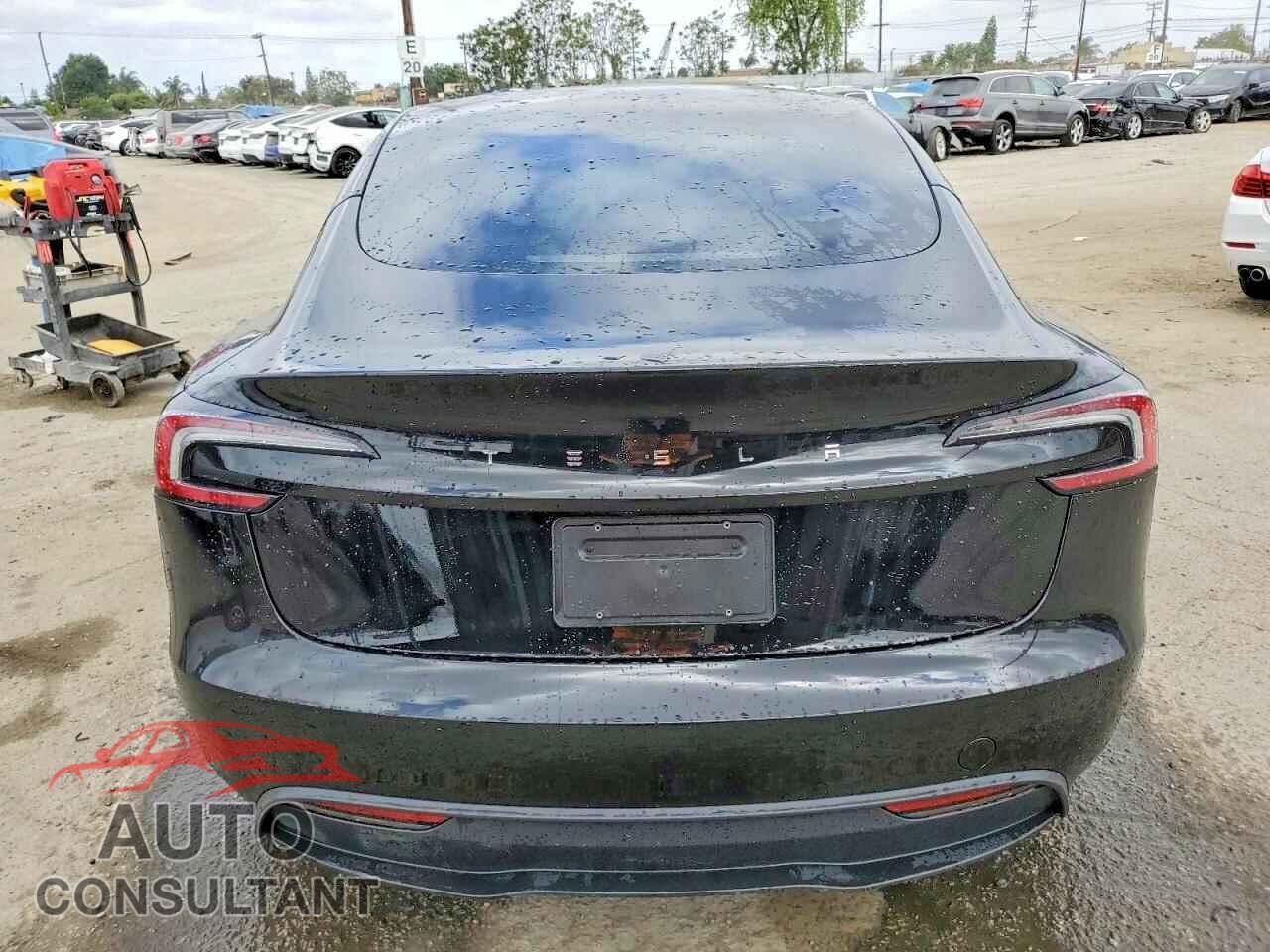 TESLA MODEL 3 2024 - 5YJ3E1EA0RF744718