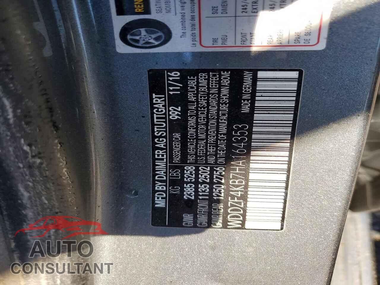 MERCEDES-BENZ E-CLASS 2017 - WDDZF4KB7HA164353