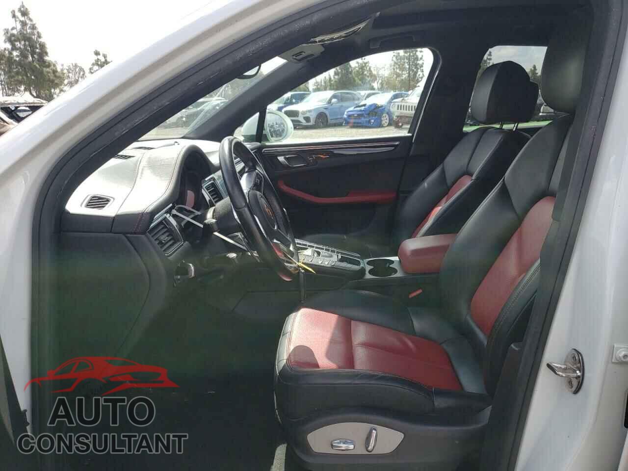 PORSCHE MACAN 2017 - WP1AA2A52HLB09270