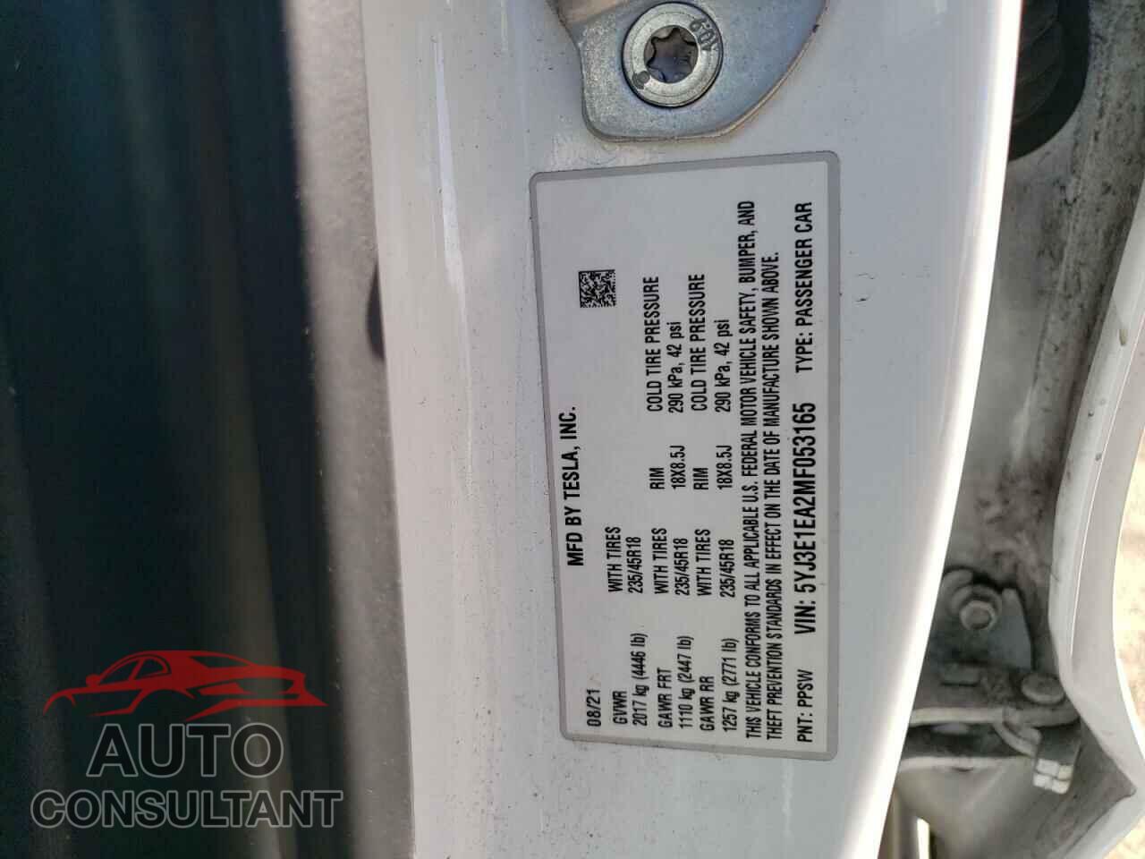TESLA MODEL 3 2021 - 5YJ3E1EA2MF053165