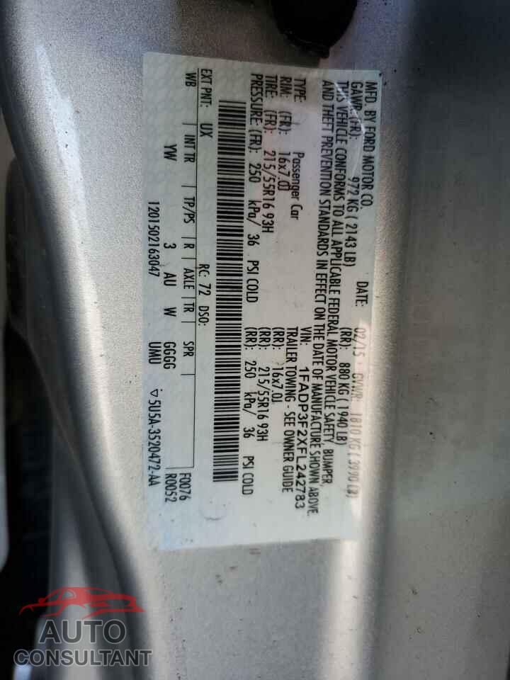 FORD FOCUS 2015 - 1FADP3F2XFL242783