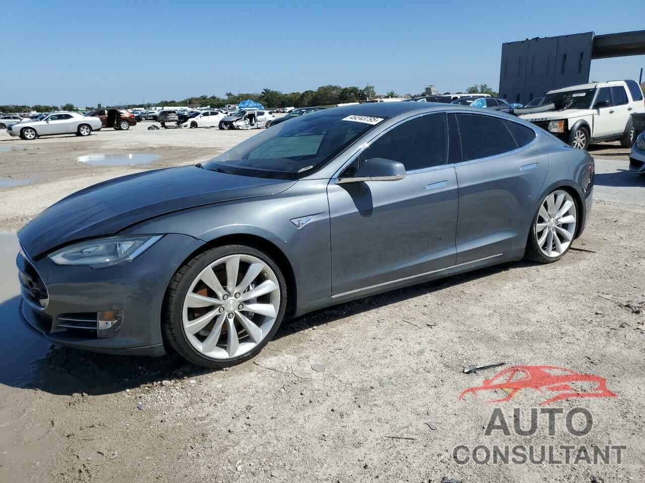 TESLA MODEL S 2013 - 5YJSA1CNXDFP13322