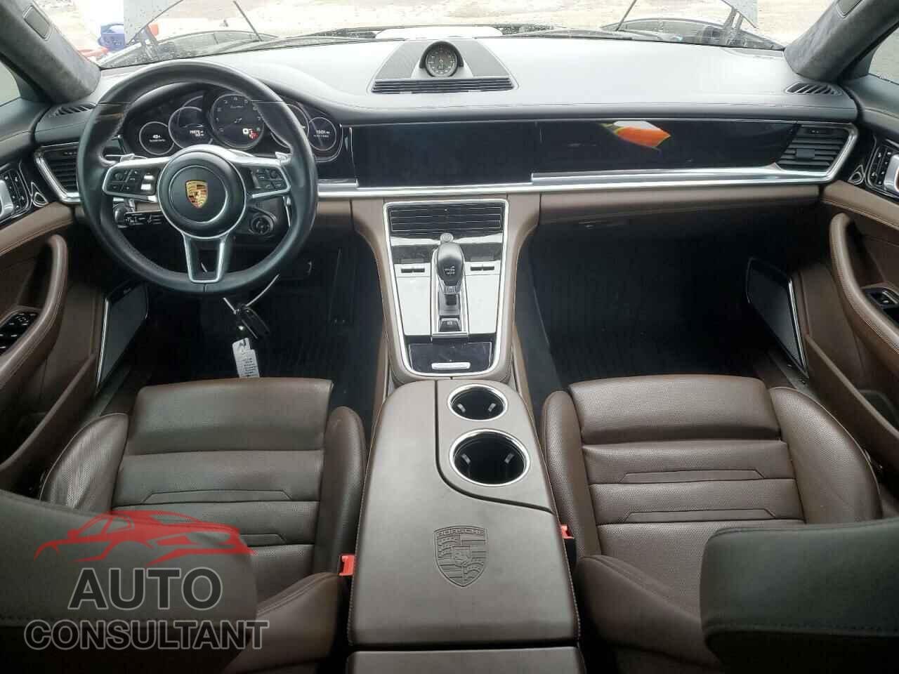 PORSCHE PANAMERA 2018 - WP0CF2A74JL195989