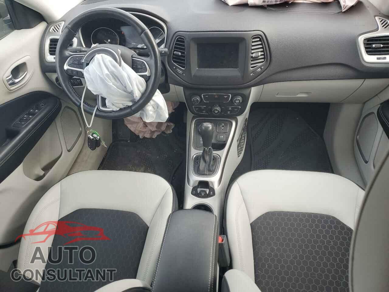 JEEP COMPASS 2017 - 3C4NJDBB7HT645767