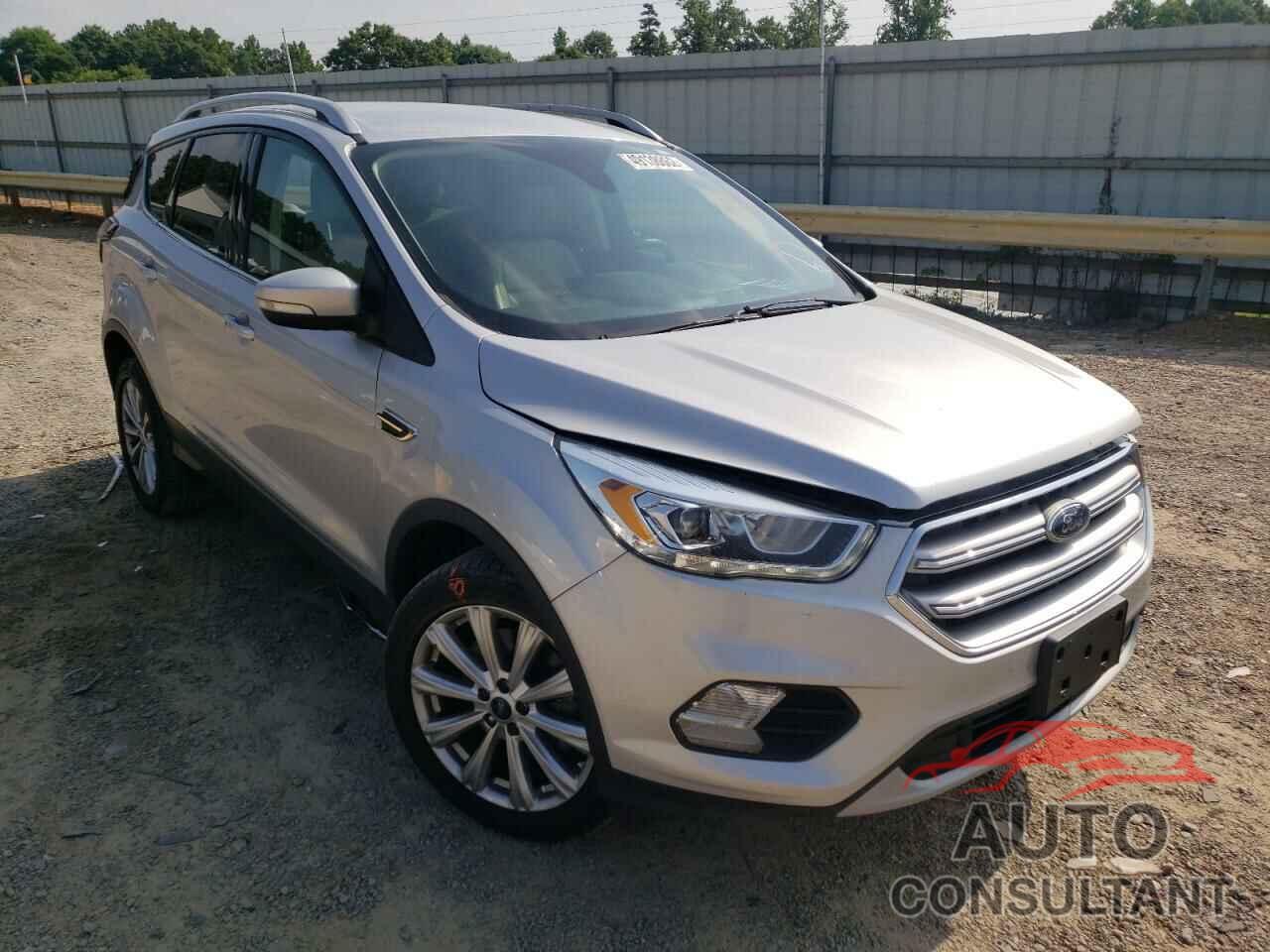 FORD ESCAPE 2017 - 1FMCU9J94HUC99351