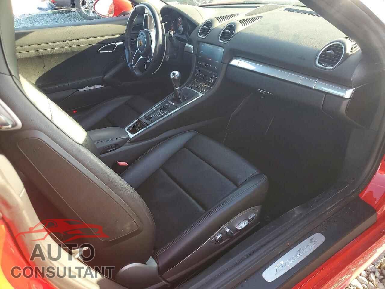 PORSCHE BOXSTER 2017 - WP0CB2A82HS240271