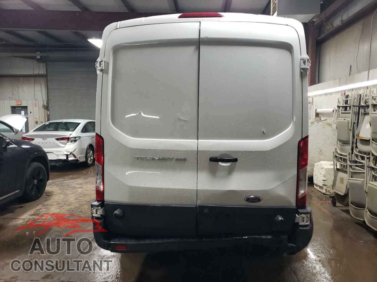 FORD TRANSIT 2017 - 1FTYR2CM0HKA26603