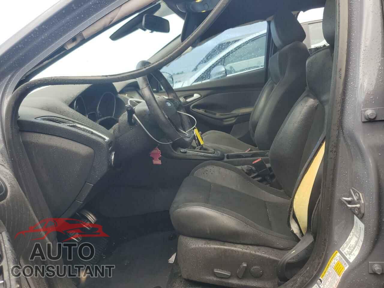 FORD FOCUS 2016 - WF0DP3TH8G4115476