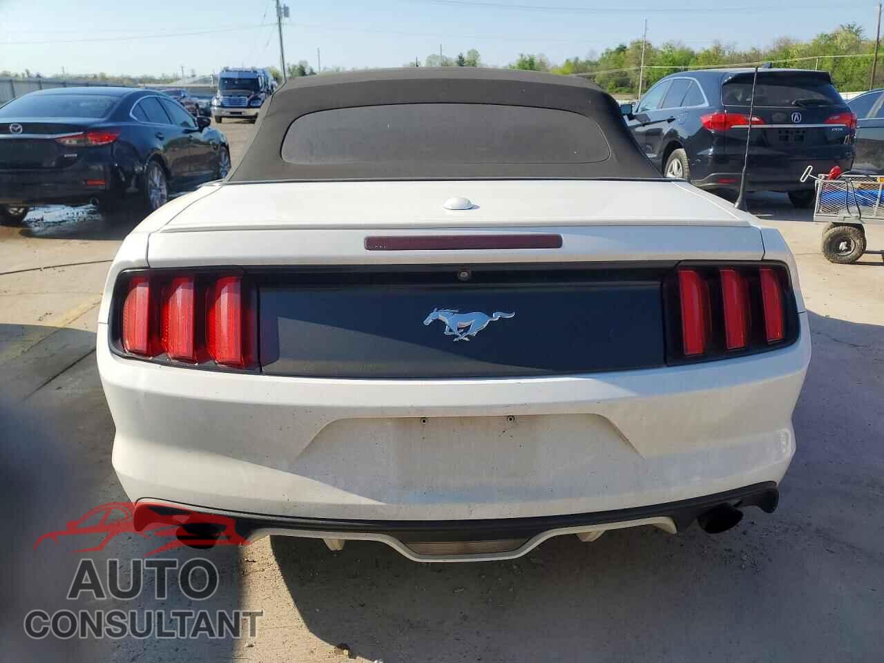 FORD MUSTANG 2015 - 1FATP8UH6F5367011