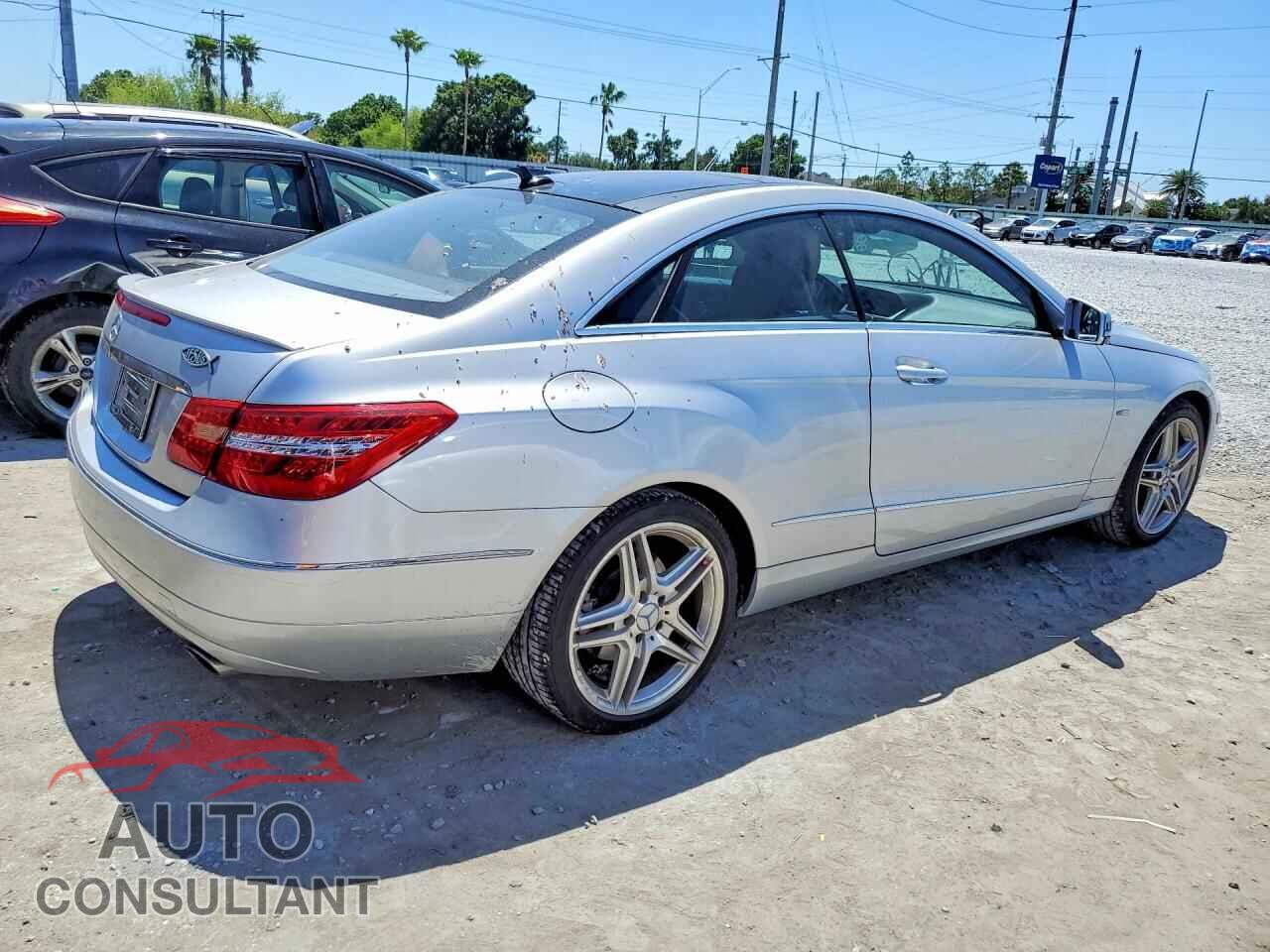 MERCEDES-BENZ E-CLASS 2012 - WDDKJ5KB5CF162604