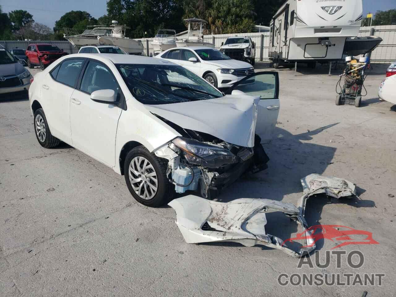 TOYOTA COROLLA 2017 - 5YFBURHE3HP575471